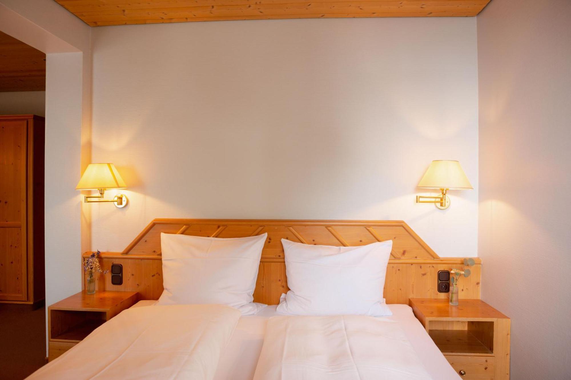 Strandhotel Suedsee Diessen Am Ammersee Exterior photo